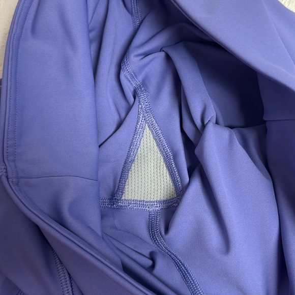 Athleta Violet Purple Bike Shorts High-Waisted Stretch 7" M - Picture 7 of 7